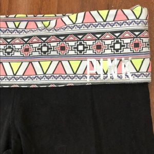 Aztec print Victoria’s Secret Pink yoga pants